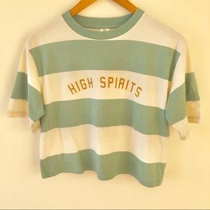 🎍UO High Spirits T-shirt🎍